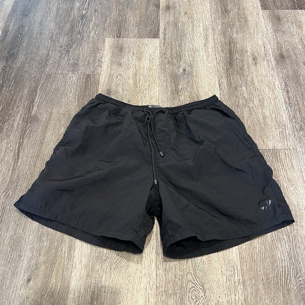 Kith Mesh Lined Nylon Active Shorts Men's Size Medium Black Worn Out Logo